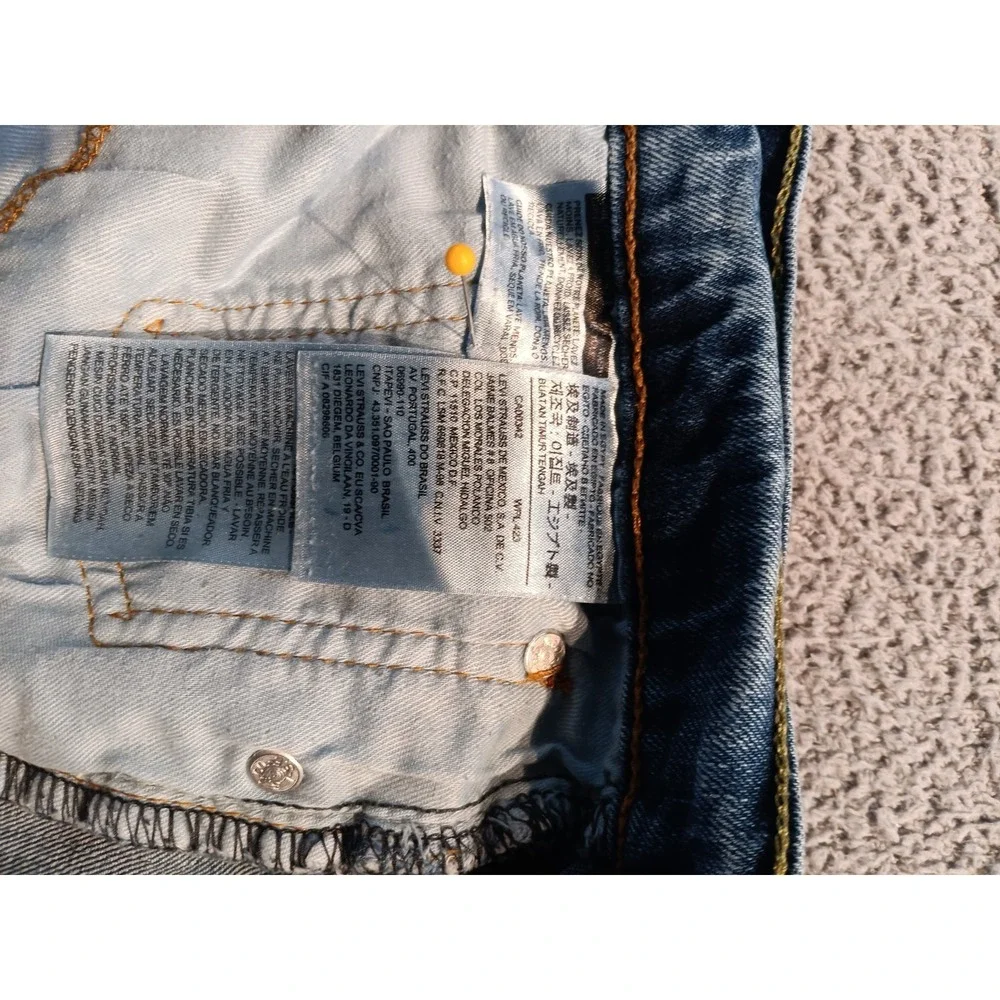 Levi's 514 Straight Fit Men's W38 L30 Blue Medium Wash Denim Jeans